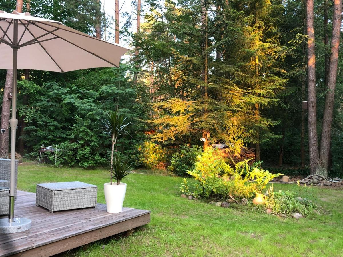 Ferienhaus Reetdach 1300qm Privatgrundstück Bootssteg Templin Lübbesee Uckermark Erholung pur Seenplatte Petersdorf  Exteriör bild